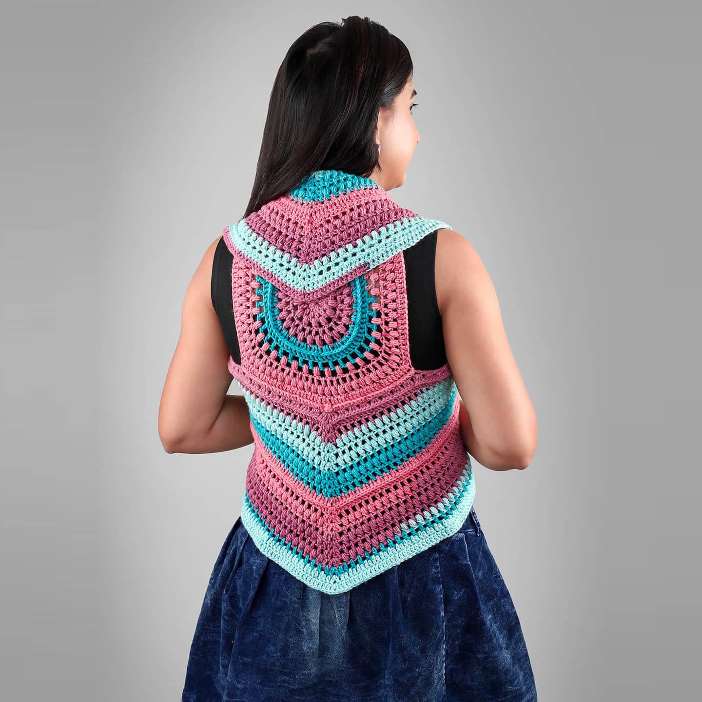 Handmade Sleeveless Jacket - 3100