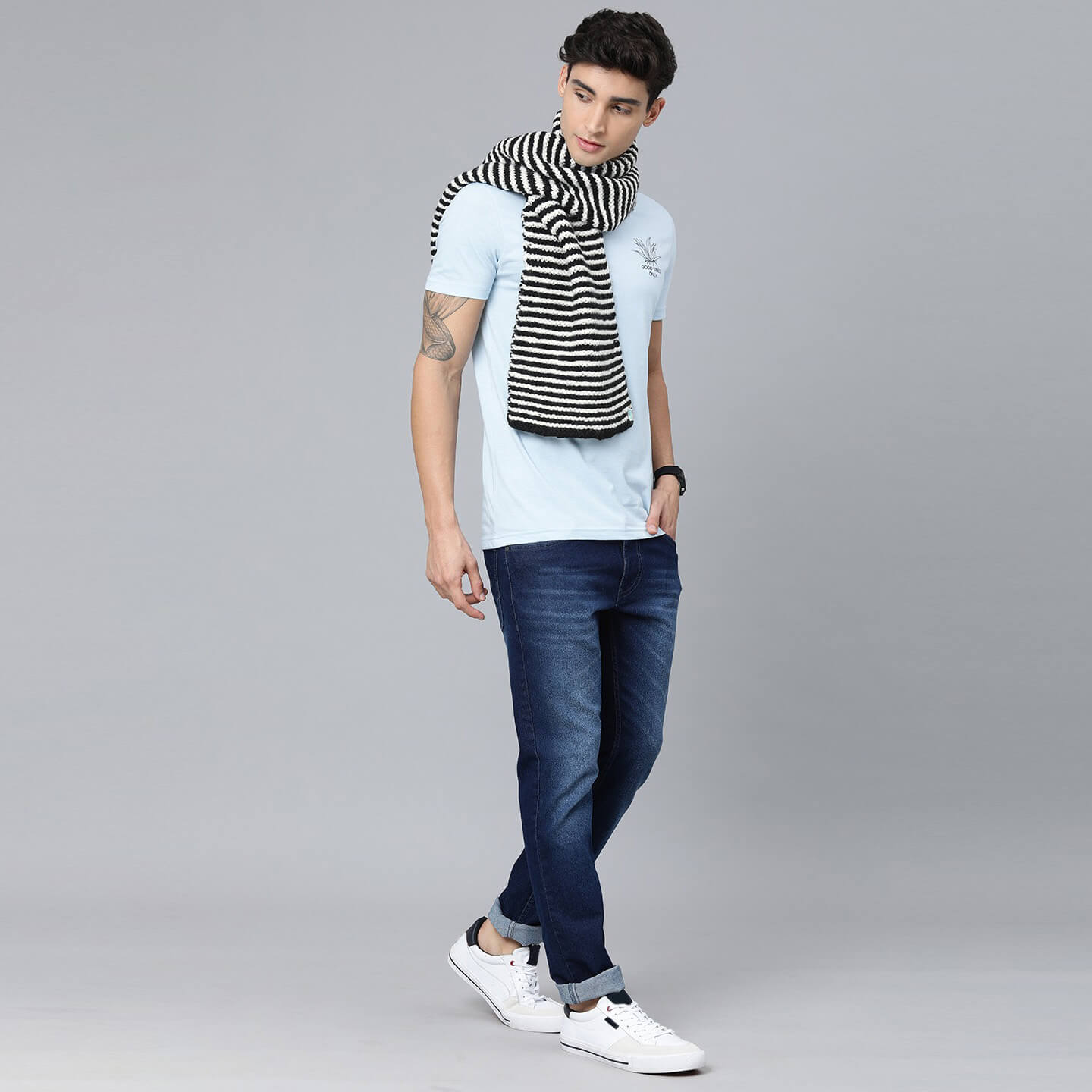 Black and White Striped Scarf - 1901