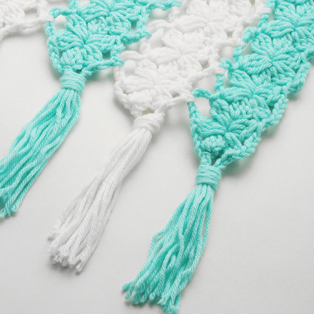 Flower Striped Crochet Scarf - Green, White 2862