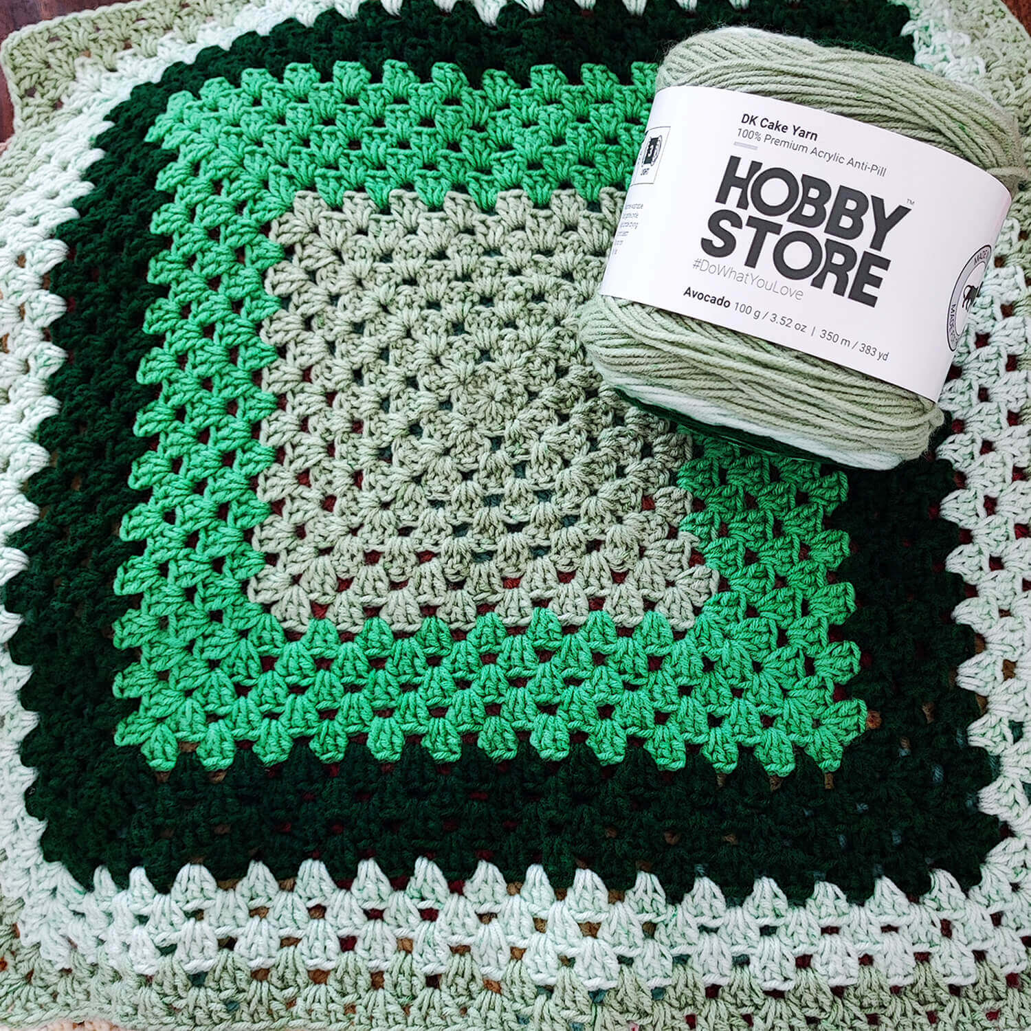 Hobby Store DK Anti-Pill Cake Yarn - Avocado 4005