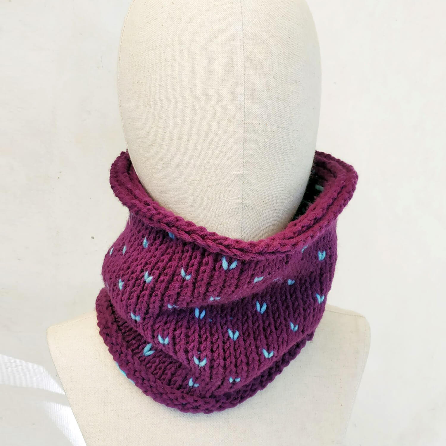 Mini Hearts Cowl Pattern